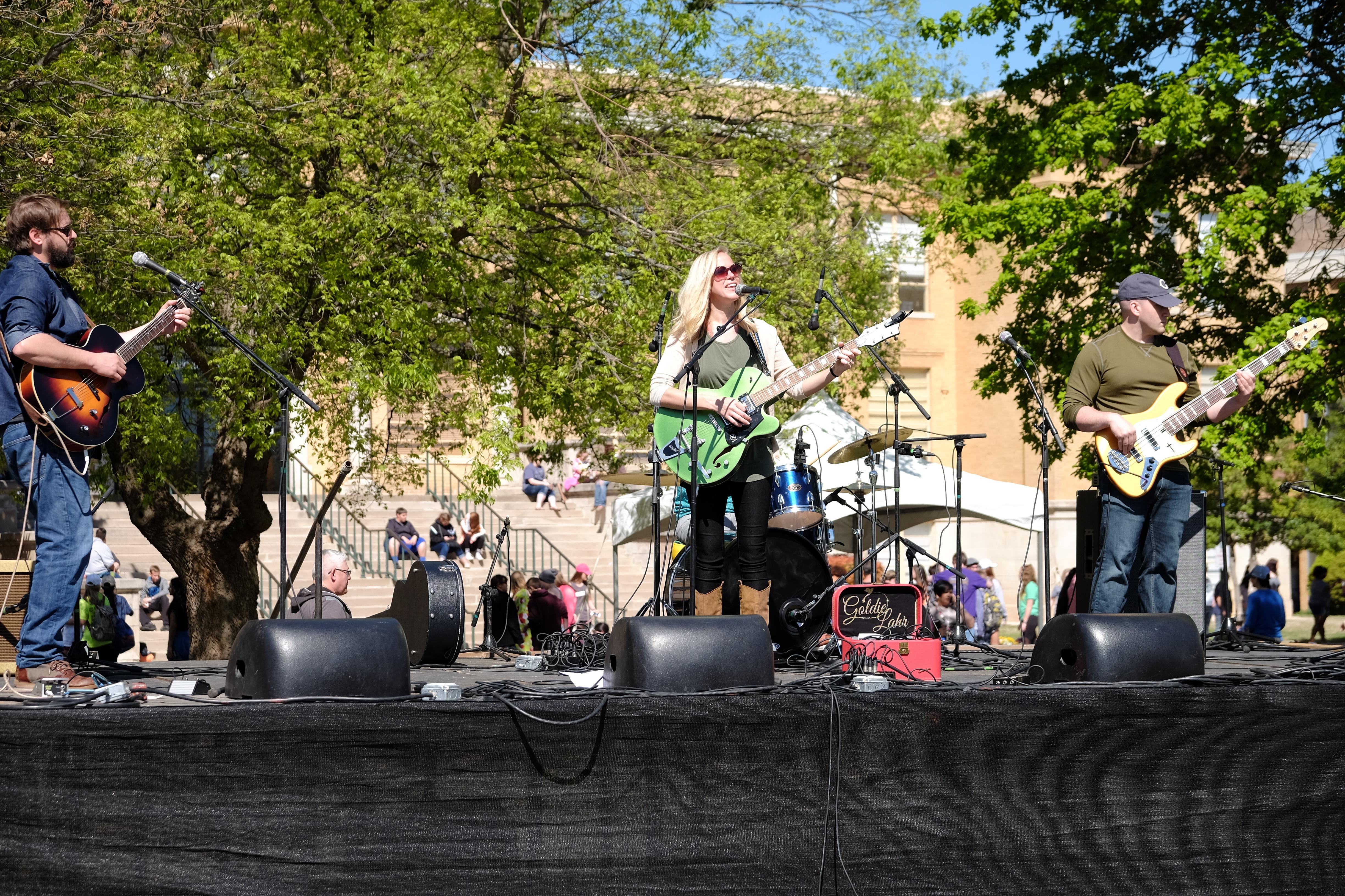 Band singing at Droverstock 2018