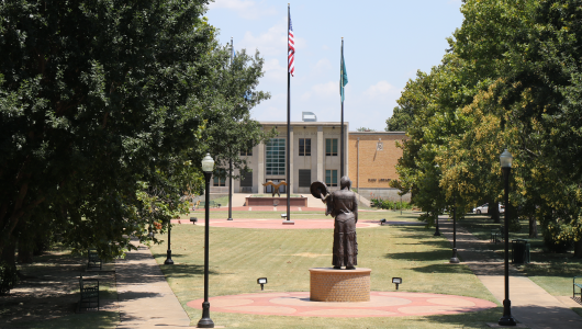 Image of Science & Arts campus looking towards Nash Library with the Te Ata statue in the foreground