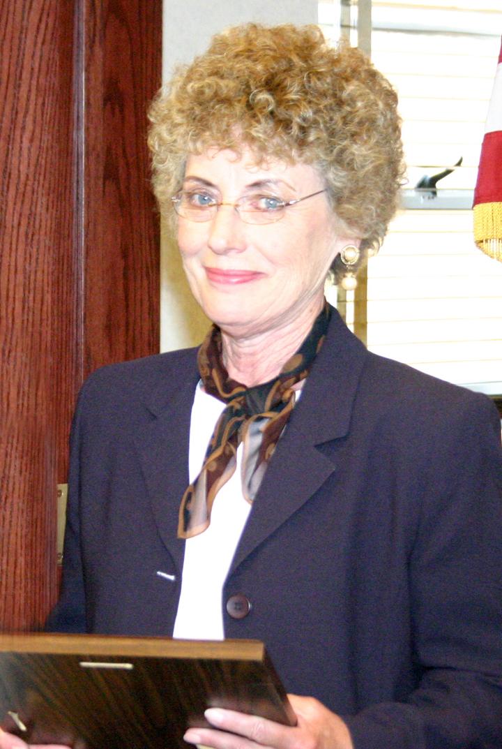 Campus Salutes Dr. Linda Crumb with Reception April 29 at USAO