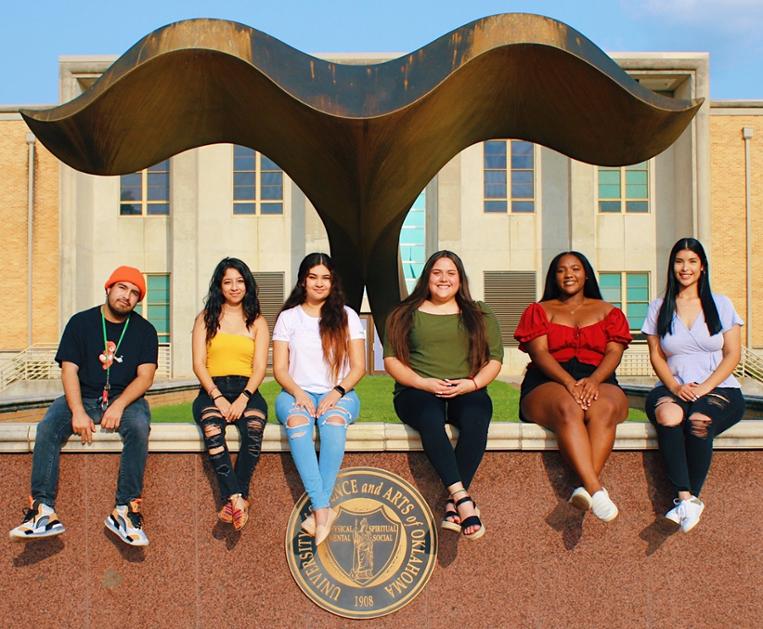 Scholarship open to DACA recipients, international and undocumented students